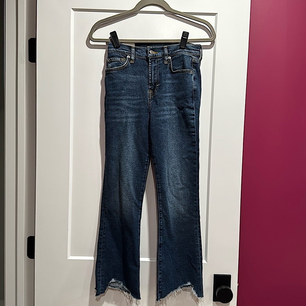 Splendid High Waist Slim Kick Jeans. Size 26. NWT